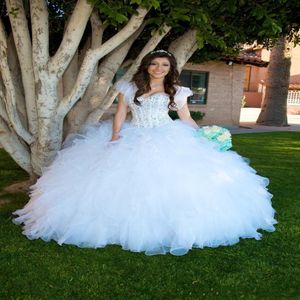 White Princess Ball Gown Quinceanera Dresses Sweetheart Beaded Crystals Tiered Ruffles Skirt Long Sweet 16 Prom Dresses with Jacket 257K