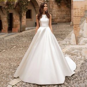 Satin Princess Wedding Dresses Scoop Neck Pockets Beads Sash Bride Gowns Buttons Country Bridal Dress Vestido De Novia Robe Mariee