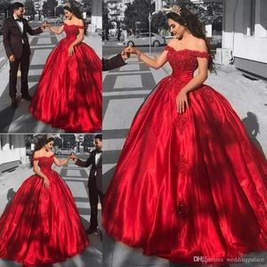 Najnowsza skromna czerwono-balowa sukienki Quinceanera Sukienki Off Rzemat Koronkowe aplikacje cekiny ukochane sukienki wieczorowe sukienki balowe Słodkie 16 dres 1950