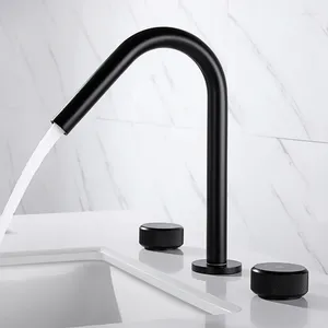 Rubinetti del lavandino del bagno bacino rubinetto in ottone nero rubinetti di lusso e mixer freddo tre buche tre buche