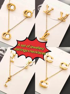 Never Fading A set of jewelry necklace 18K Gold Plated Luxury Designer Necklaces Stainless Steel Pendant Necklace for men women Jewelry Party Jewelry