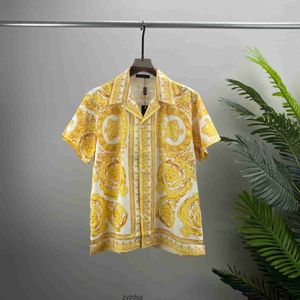 Fashionable and trendy European style ve summer new short sleeved shirt versatile top for both men and women crown floral vine print