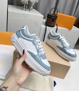 Top Designer Lvse Skate Shoes Groovy Sneakers غير الرسمية الحروف الجلدية اللعين الفاخر مدرب Vitonity 34555