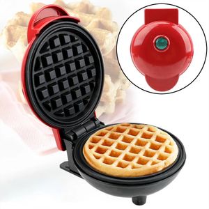 Mini elektrikli waffle üreticisi eu fiş tava eggette makine kahvaltı pişirme kabarcığı yumurta kek tatlısı pasta kalıpları diy mutfak aletleri 240509