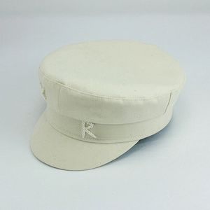 Letra de designer de moda Bordado Navy Hat coreano Edição Spring Silk Hat de rua feminina Shoot plana Top Tongue Hat Hat Fashion Hat Octogonal