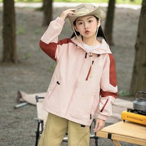 Herrenjacken Eltern-Kind-Outfit Frühling und Herbst Windschutzjacke Top Camping Regenproofes Freizeitpaarstil