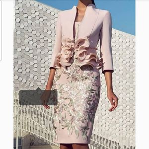 2023 Pale Pink Mother Of the Bride Dresses with 3 4 Long Sleeve Lace Ruffles Knee-length Women Formal Party Wedding Guest Dress 2691