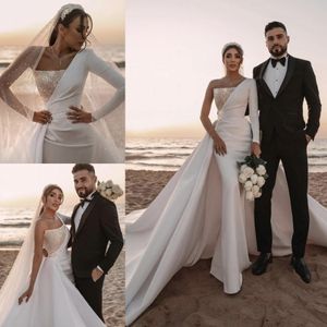 Dubai Arabic Middle East Plus Size Mermaid Wedding Dresses Long Sleeve Sequins Pearls Satin Chapel Train Wedding Dress Bridal Gowns 303E