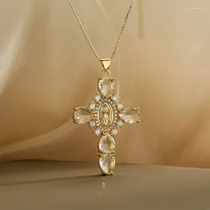 Anhänger Halsketten Jungfrau geprägte geprägte Kreuz Wunderschöne Eingelegte Imitation Diamonds Halskette Frauen Mode Court Style Vielseitige Schlüsselbeinkette