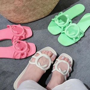 Designer Sandaler Kvinnor tofflor Famous Slides Sandale Flatform Sliders Shoes Bottom Flip Flops Storlek 35-42 Summer Casual Beach Sandal Real Leather Best Quality