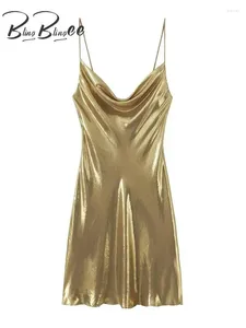 Lässige Kleider Blingblingee 2024 Sommer Gold Metallic Shiny Women Party Kleid drapierte ärmellose Rückenless Robe weiblich mini sexy y2k