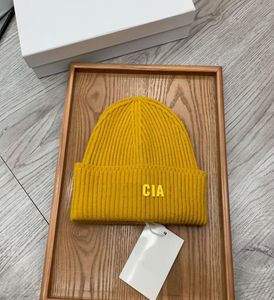 Fashion Cashmere Knitted Baseball Cap Letter Designer Beanie Hat Men Women Street Tide Cappello Solido Cappelli a sfera Cappelli a secchio 3175698