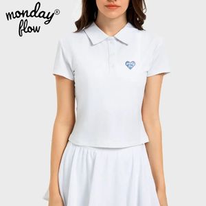 Pazartesi Akış Yaz Golf Giyim Kadınlar Kısa Kollu Tişört Düz Polo Boyun Gömlek Trend Lüks Polyester High Kalite Golf Giyim 240511