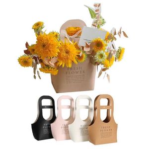 Wrap regalo coreano Portable Flower Box Kraft Bouquet Bouquet Borsa di imballaggio Creative Waterproof Gift 5 Piecesq240511