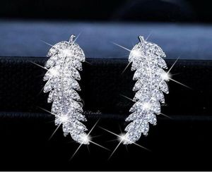 2019 Nya ankomst lyxsmycken 925 Sterling Silver Pave White Sapphire Cz Diamond Leaf Feather Stud Earring for Women GI8820954