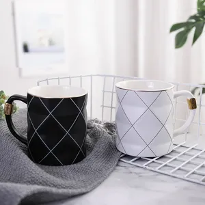 Mugs Nordic Style Rhombus Phnom Penh Ceramic Black Coffee White Cups Milk Tea Mug 450ML Couple Cup Gift Drinkware
