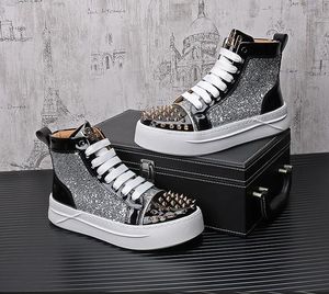 Designer Nieten Glitzer Rock Punk Party Schuhe Männer Silber Sneaker Modegeschäft Casual Comfortable atmungsaktive Nachtclubs Schuhe Low Top Skateboard täglich Walking