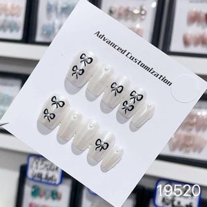 Party Favor 10 Pieces Bow Press On Nails Handgjorda Light Luxury Pearls Simple Short Square Fake Cute Full Cover Tips for Girls