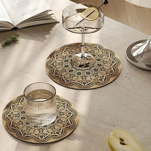 Bordmattor Multi-storlek Boho Round Placemats Ställ in värmebeständiga daler för matbord tvättbara