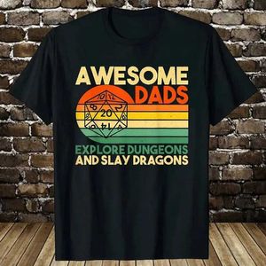 Kvinnors t-shirt Awesome Dads Explore Dungeons DM RPG DICE Dragon Man Cotton T Shirts Summer Strtwear Short Slve Gifts T-shirt Menskläder T240510