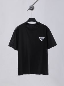 VIP Mens Tees Mulheres T Camisetas Designer T-shirts Cottons Tops Man S Shirt Casual Luxurys Tshirts Cloths Shorts Roupas de manga Americana Tamanho W-xxxl A24