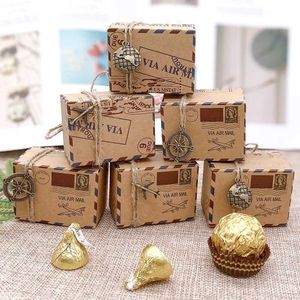 Enrole de presentes 100 peças de colecionáveis vintage Kraft Paper Candy Boxes Travel Airplane com tema Air Mail Packaging Gift Wedding Wedding Wedding Sales Scale Regaloq240511