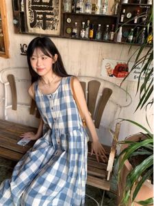 Casual Dresses Korobov Vintage Plaid ärmlös tankklänning Kvinnor sommar 2024 Lazy Slimming Ins Korean Fashion A-line kjol