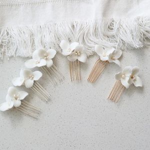 Clipes de cabelo penteado de cabelo nupcial pente de flores de flor elegante para mulheres pequenas tiaras brancas jóias de noiva
