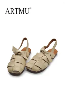 Sapatos casuais Artmu original de couro genuíno Sandálias femininas 2024 Verão sola plana de sola macia praia feita à mão