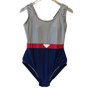 Projektantki Bikini Kobiety luksusowy strój kąpielowy dla kobiety projekt Nowy kostium kąpielowy Patchwork Solidny kolor moda One Piece Swimwear na plaży Prezent na wakacje