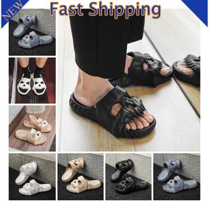 Sapatos Eva Hole com uma sensação de pisar nas fezes de sandálias de solado espesso de verão sandálias respiráveis frias e preto e preto respirável home slipper 2024 esqueleto humano