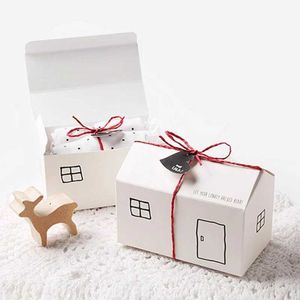 Enrolamento de presentes 10 peças de lanches em forma de casa de casas brancas Caixas de biscoito de doces de Natal Presente de embalagem com cordas de Natal Suppliesq240511