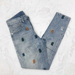 Pantaloni designer di jeans da uomo di grandi dimensioni per pantaloni ricamati da uomo da donna pericolose donne casuali 4xl 5xl 6xl 30-38 cm