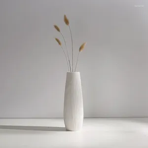 Вазы современного стиля украшения простая белая керамическая ваза для сушеного цветочного дома декор балкон настольные аксессуары