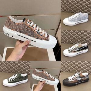 Üst Tasarımcılar Vintage Shoe Bayberry Stripe Baskı Çizgili Sneakers Flats Ayakkabıları Düşük Gabardine Erkekler Yazı Ekose Tuval EUR 31