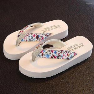 Hausschuhe Mädchen Kinder Kinder Blumenstrand Flip Flops Mode lässige Sandalen Frauen Heimschuhe Sommer bequeme Kinder S513