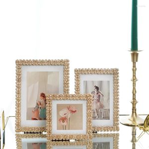 Frames Metal Pearl Po Frame Modern American Beautiful Painting Table Golden Exquisite Combination Romantic Gift