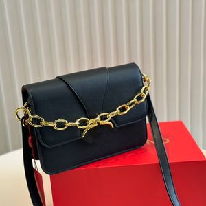 Handbag Saddles Bag with Strap Designer Bag Backpacks Tote Wallet Magnetic Metal Pendant Purses Top Shoulder Bags Womens Crossbody Handbags