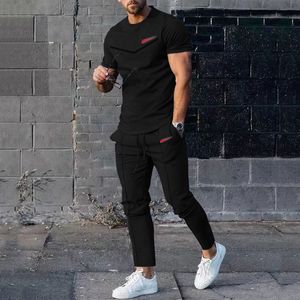 2024 Yeni Kalite Tasarımcı Ertelek Setleri Jogger Sweatshirts Sports Jogging Pants Man Trailsuits İki Parça Set Tişört Yaz Baskı Kısa Kollu Şort