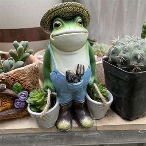 Outdoor Courtyard Small Creative Decoration Cute Resin Frog Garden Ornaments, Flower Pots, and Succulent Decorations