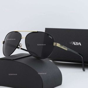 Blackout Sonnenbrille Neue Männer -Metallkröten -Spiegelfahrer Fahrgeschäft Leichtes und komfortable vielseitige Sonnenbrille