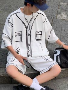 Roupas masculinas roupas de verão fofas roupas de verão masculino blusa de top shorts de tamanho grande camisa engraçada harajuku casual shirt de manga curta 2pcs ternos q2405010
