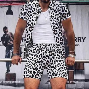 Men's Tracksuits Men Clothes Trend Sets Leopard Print Mens Two Piece Outfits Street Casual Printing Short-sleeved Shirt Shorts Fashion Suit Q2405010