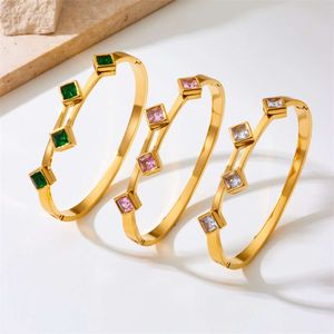 Großhandelspreis Charme Multicolour Zirkon Lieferant Edelstahl Gold für Frauen Armreifen Armbänder Zirke 2024 2024 plattiert