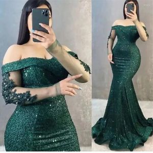 Vestidos de festa, lantejoulas brilhantes de sereia verde à noite fora de ombro de mangas compridas Aplique Mulheres árabes formais de tamanho ou vestidos de baile costumados