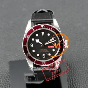 M7941 A21J Automatisk herrklocka 41mm Red Bezel Steel Case Black Dial Gold White Markers Leather Strap Sports Watches Reloj Hombre Montre Hommes Puretime PTTD