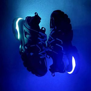 BALANCIGA SHOE Luxury Track LED 3 3.0 Designer Shoes LED Tracks Shoes Trainer Balanciga Sneakers Men Women Trainers Mens Paris Pet Up Phantom Sports Shoes 885