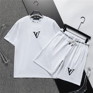 夏のデザイナーファッションスポーツメントラックスーツTシャツスパンランニングショーツセット服スポーツジョガースーツアジアサイズM-3XL