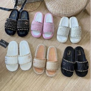 Francese designer sandals canale pannelli da donna pannello in maglia slippista lussuoso muli femmine piatti scivoli da spiaggia sandali a forma piatta sandali zio pecora acido fragola silenziosa