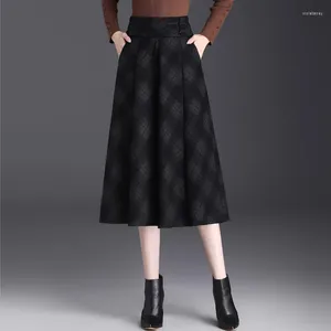 التنانير #1751WINTER تنورة صوفية بلاينت من النساء الجيوب A-line Office Office Ladies split joitn pleated femme chick